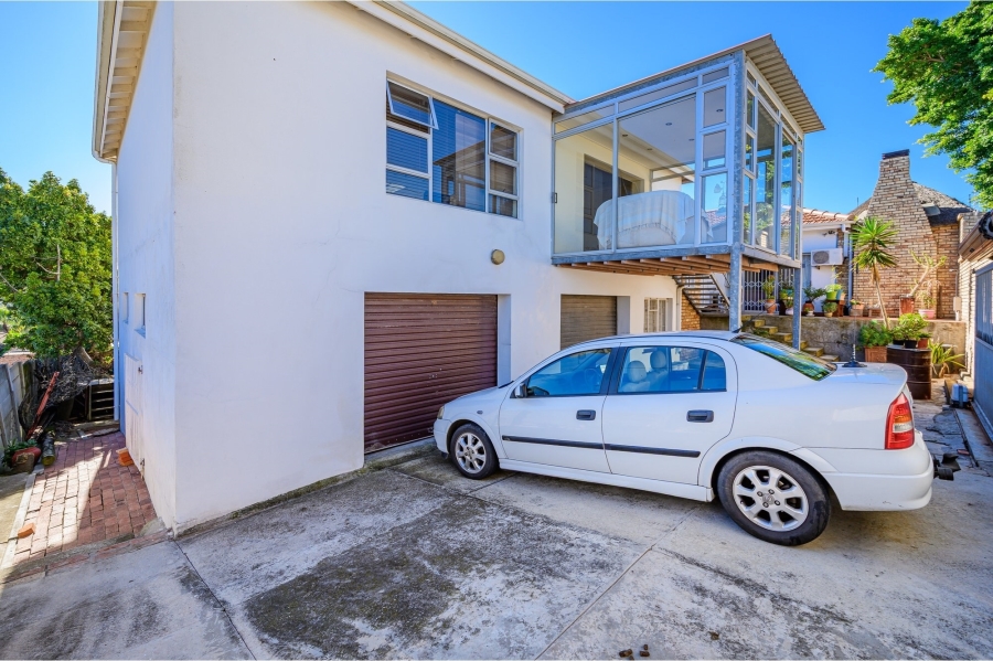 5 Bedroom Property for Sale in Newton Park Eastern Cape